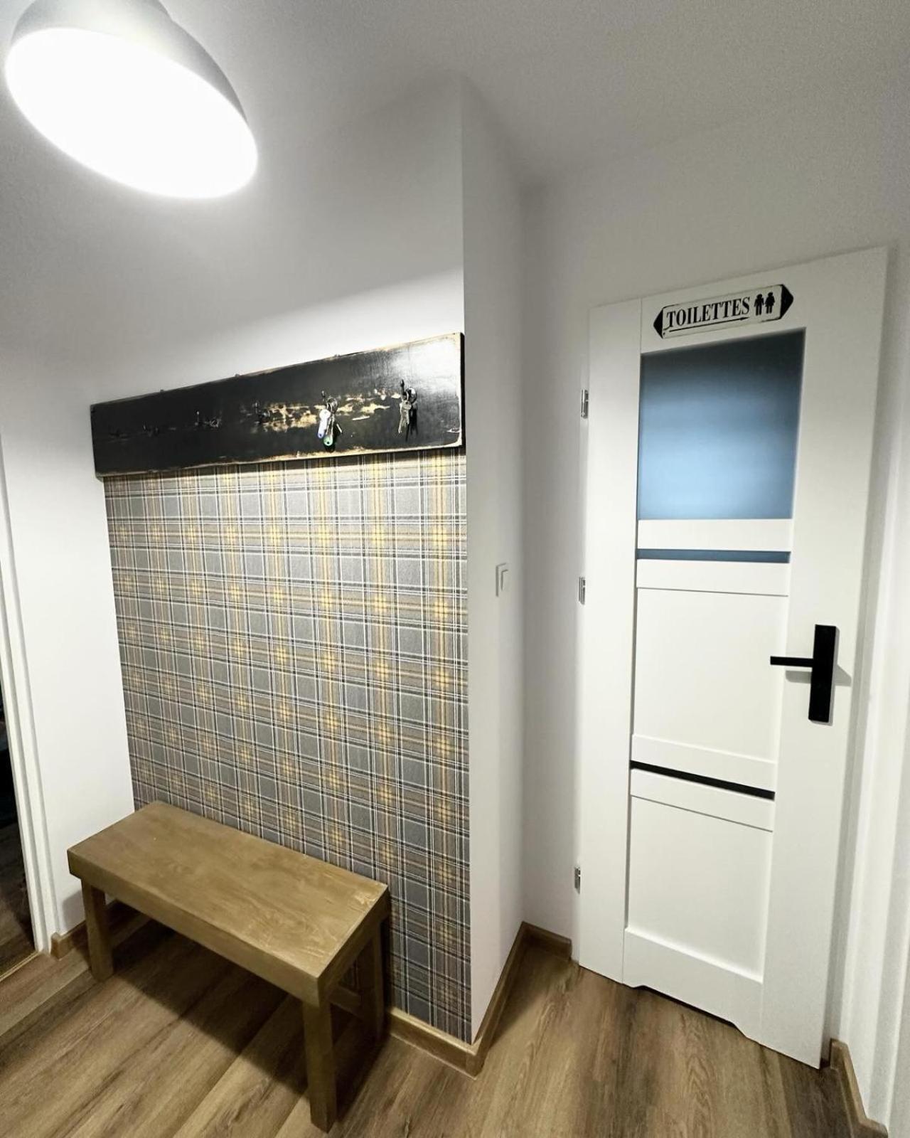 Apartament Antracytowe Wrota Boguszów-Gorce エクステリア 写真